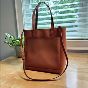 ✨SALE✨Madewell Medium Transport Tote: Vegan-Friendly Cactus Edition